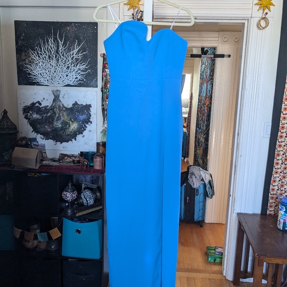 Amanda Uprichard puzzle gown in blue - Picture 2 of 4
